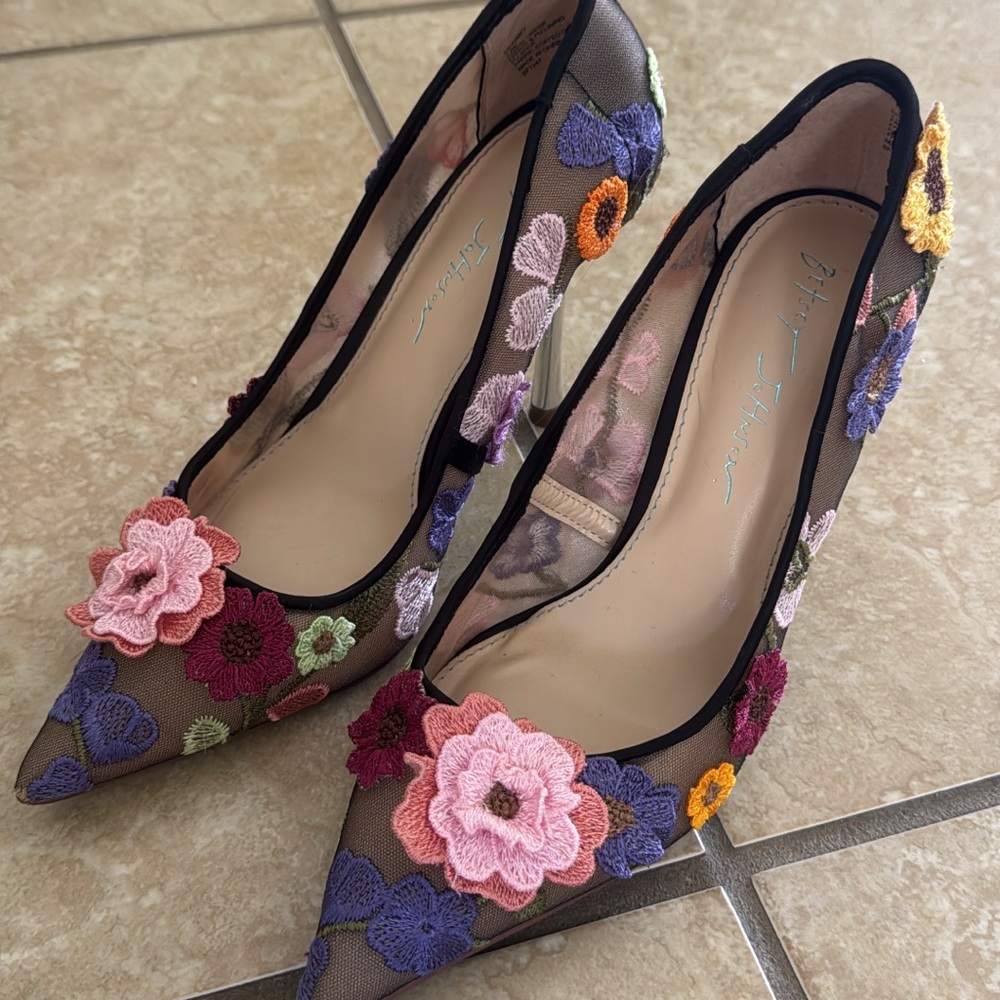 Betsey Johnson Black Floral Embroidered Heels